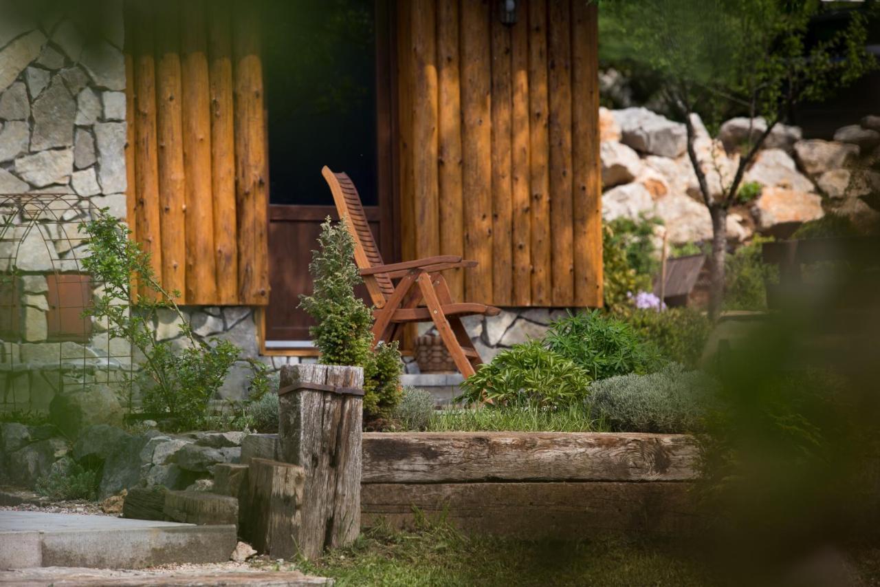 House Arupium - Hot Tub Villa Otočac Exteriör bild